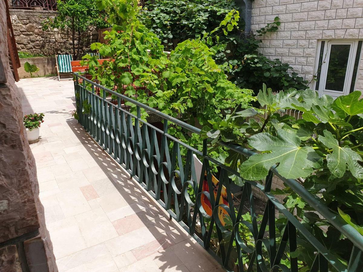 Zoro Apartments Sveti Stefan Eksteriør bilde