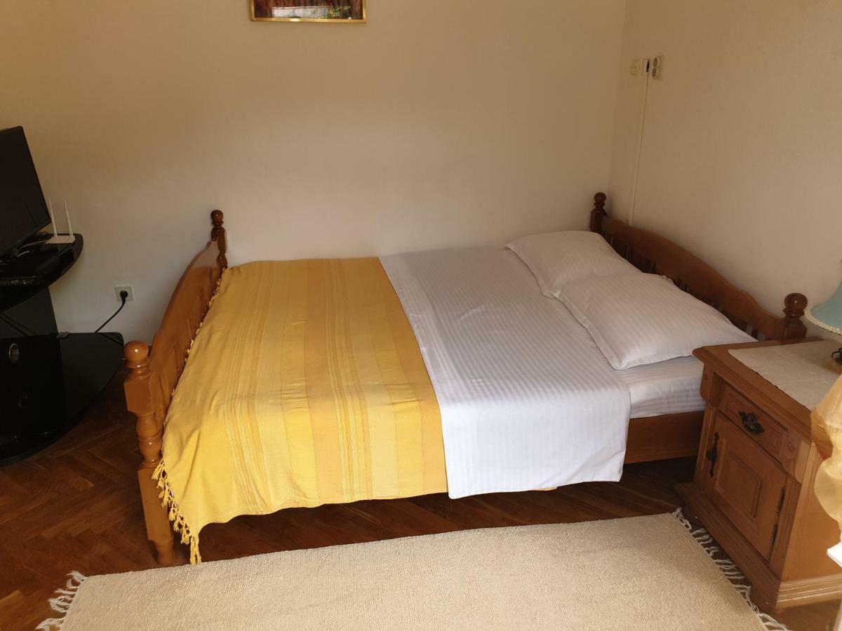 Zoro Apartments Sveti Stefan Eksteriør bilde