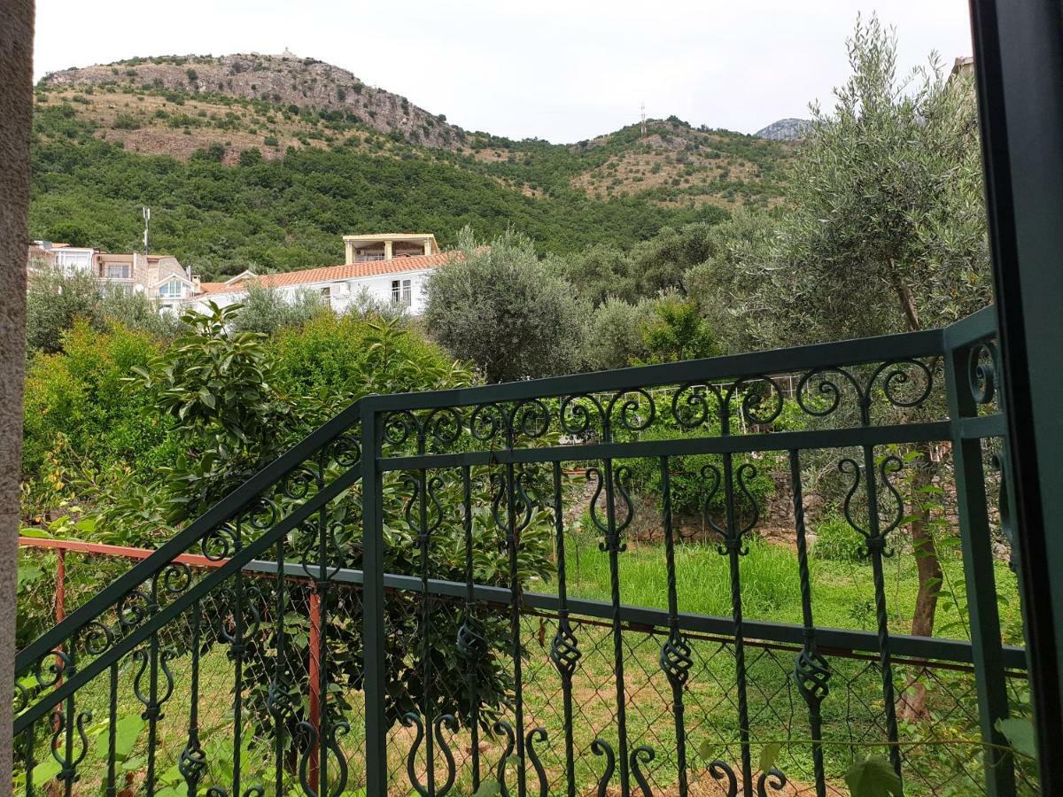 Zoro Apartments Sveti Stefan Eksteriør bilde